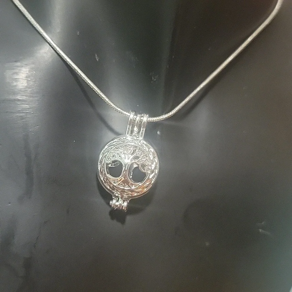 New Tree Of Life Pearl Cage Necklace 18 Inch Chain Silver Plated